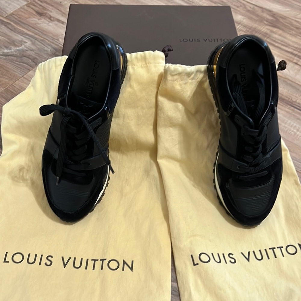Louis Vuitton Sneakers, Size 36.5